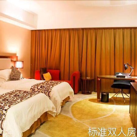 Dongguan Junyue Hotel Екстериор снимка